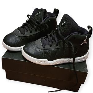 Jordan Kids Black and White Jumpman Pro Sneakers